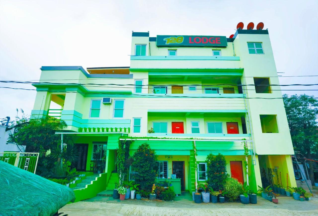 Reddoorz At D128 Lodge Cagayan Valley Тугегарао Экстерьер фото