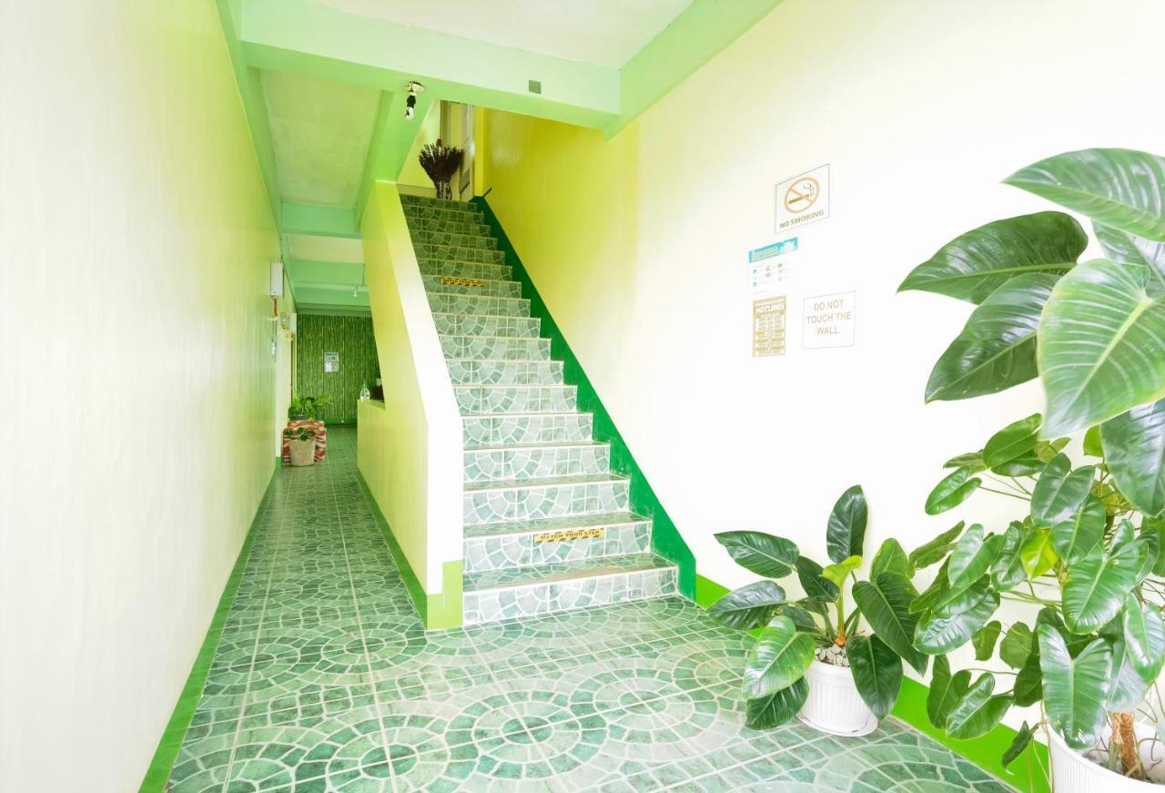 Reddoorz At D128 Lodge Cagayan Valley Тугегарао Экстерьер фото